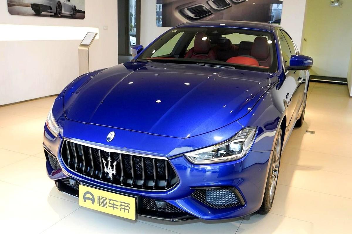 一台玛莎拉蒂，当年落地小一百万，现在只要15万。你先别激动，这泼天的富贵轮不到