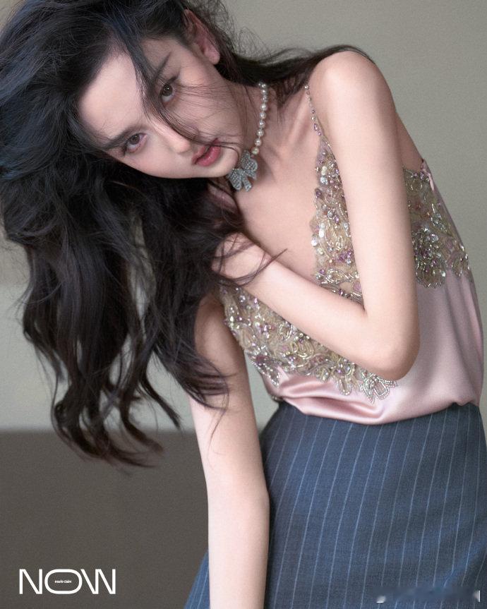 美女无惧怼脸宋祖儿的脸女娲炫技