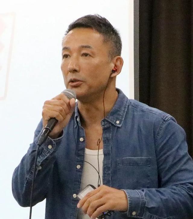 据日本媒体报道，日本参议院议员山本太郎公开表示，现在中日之间的问题，不是中国反应