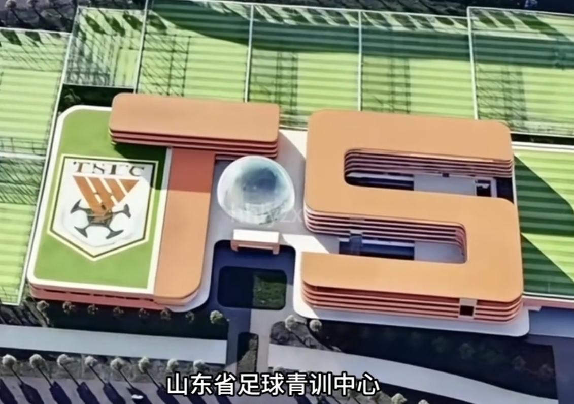 鲁能足球学校即将搬迁到济南起步区，因为包括济南二环南的基地和潍坊足校，都要归还电