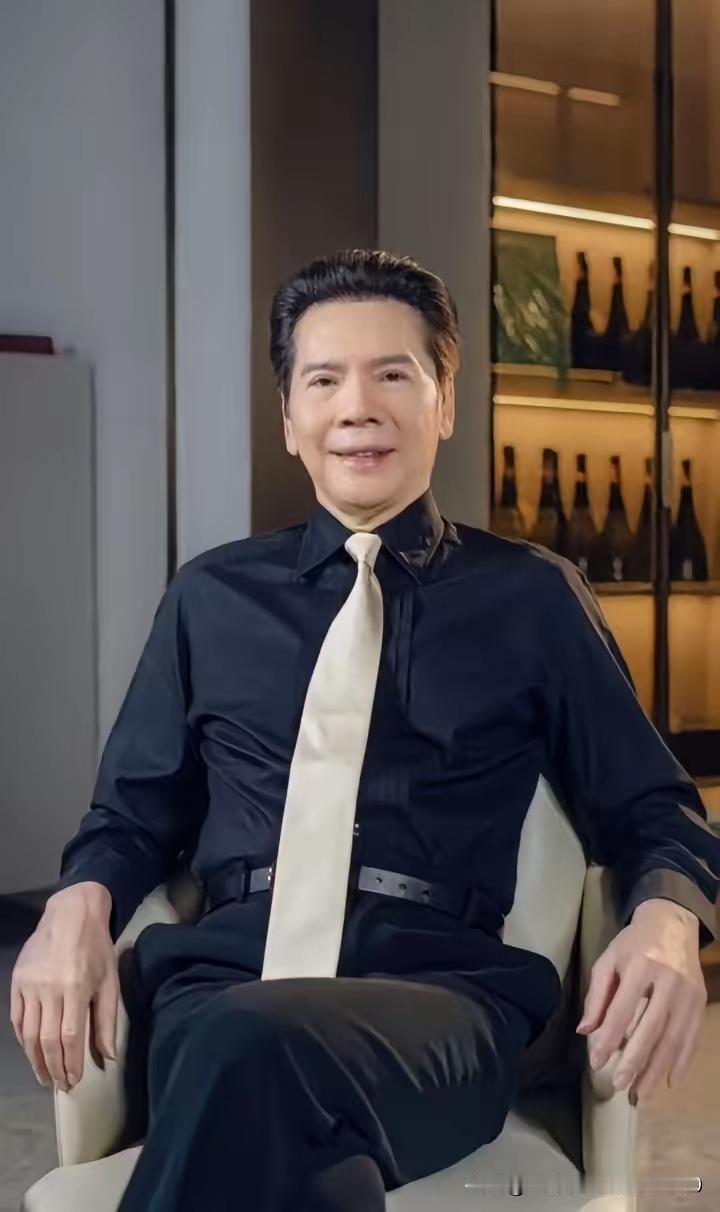 向华强说:“我有了这么好的老婆，还去乱搞什么呢，该搞的我以前都搞过，十七八岁的时