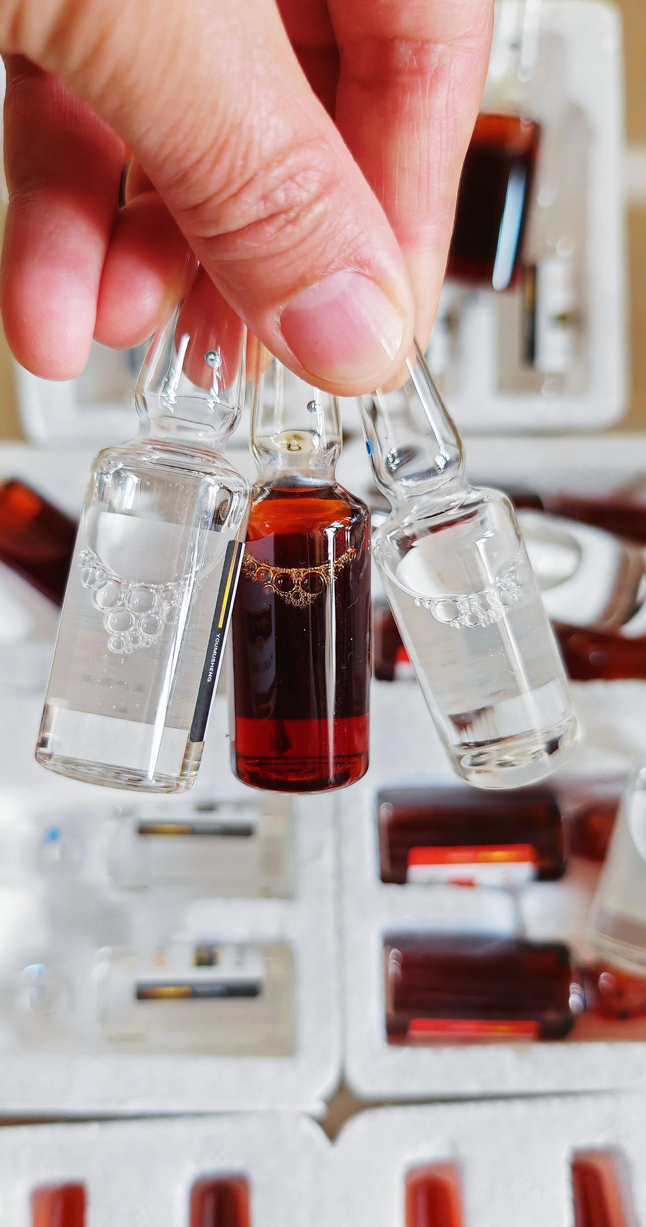 养羊人牛羊养殖农村养羊