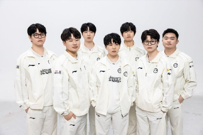 IG分享选手照片: 定妆照返图掉落