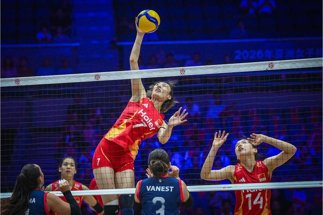 【2026女排亚锦赛小组赛：中国女排3-0伊拉克女排】北京时间22日晚上，天津
