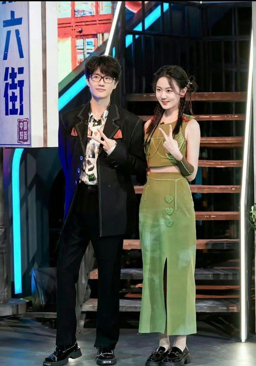 恭喜许嵩冯禧！幸福美满！冯禧真的是妥妥真正的人生赢家👍许嵩冯禧​​​