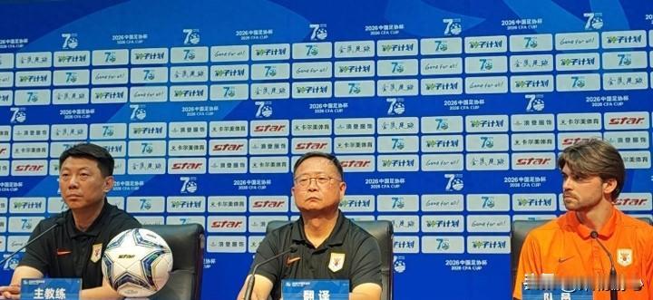 把比赛当决赛打，唐田赛前放出重磅信号，泰山全力迎战海港。8月31日上午，山
