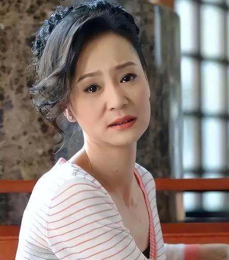 陈道明很现实的一句话：“男人离婚，如果你没钱，也很难再找，基本上是孤独终老，女人