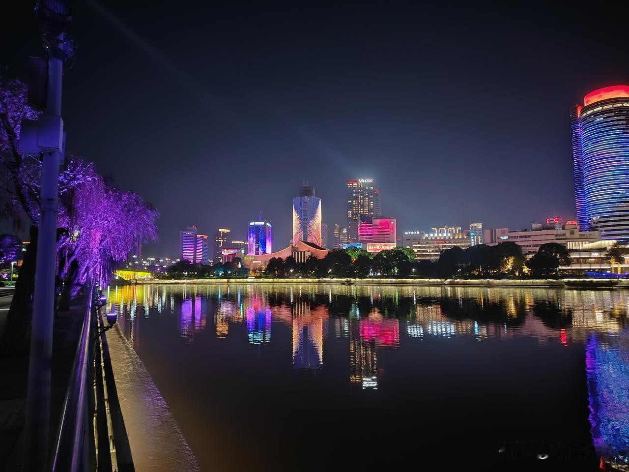 宁波两天,什么感受最深?两天宁波,住在老外滩附近。宁波的什么让我印象深?老外