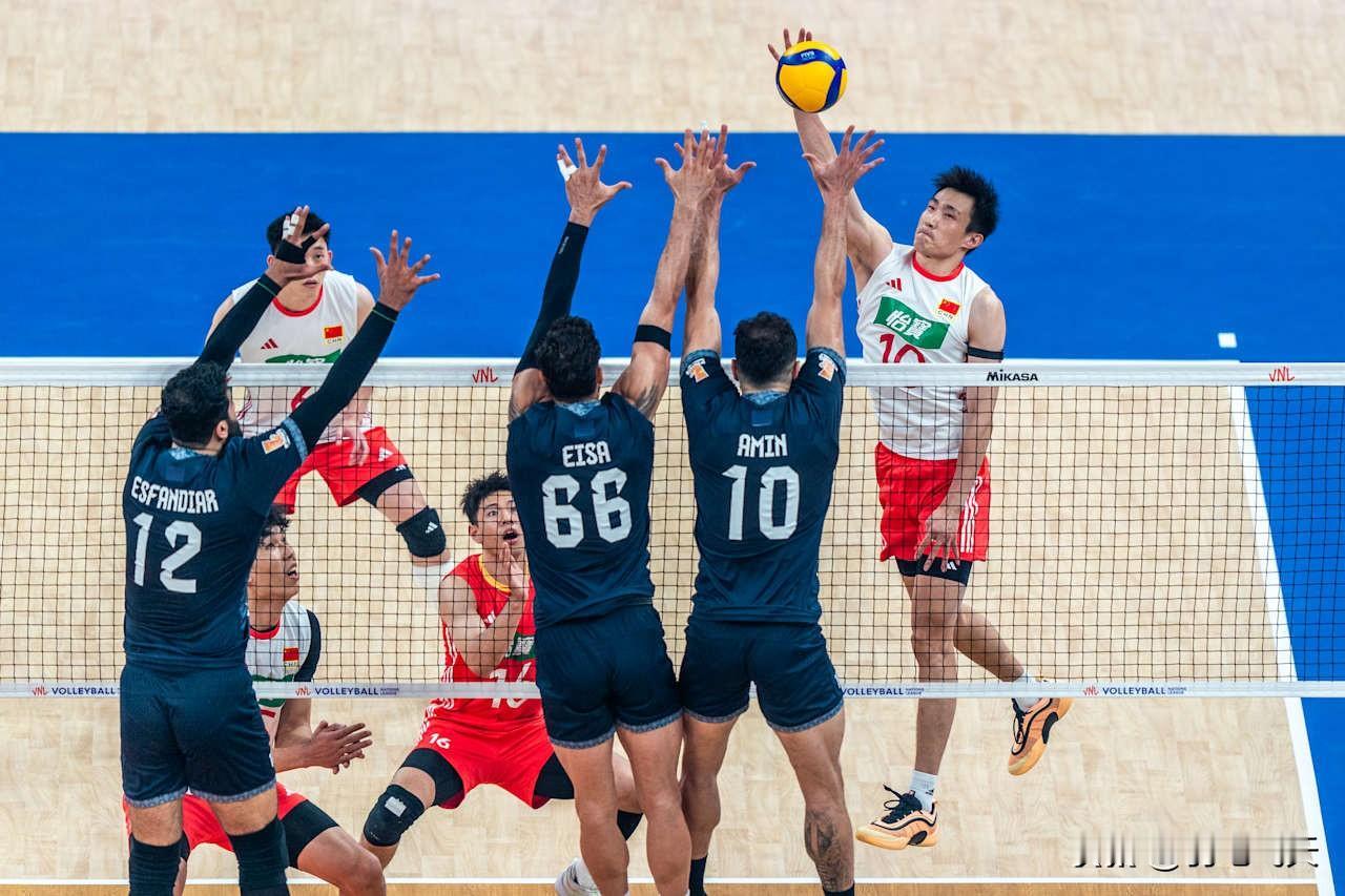 中国男排惜败但仍值得肯定北京时间9月9日下午，2026年男排亚锦赛，中国队1-