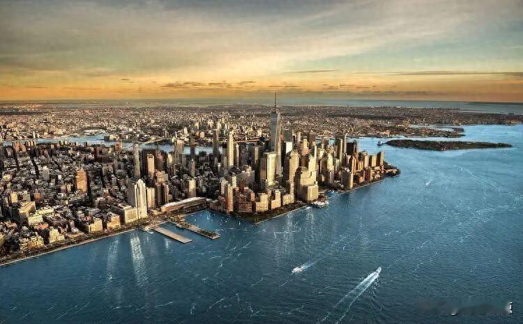 人不是耗材，资本不认脸，系统早写好了你的位置。昨天刷到一个视频：印度女孩蹲在手