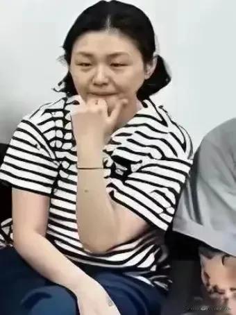 没想到郎咸平也会来凑汪小菲的热闹。郎咸平曾是汪小菲读MBA时的老师，这么多年过