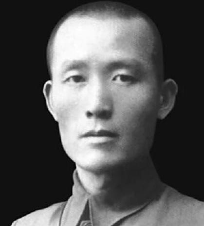 吴石将军在台牺牲后，我党派出王牌特工徐会之赴台接续工作，但他竟然主动向国民党递交