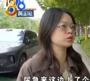 不敢随便上厕所了！杭州翡翠未来社区，李女士陪婆婆散步途中尿急，两人进了熟悉的康养