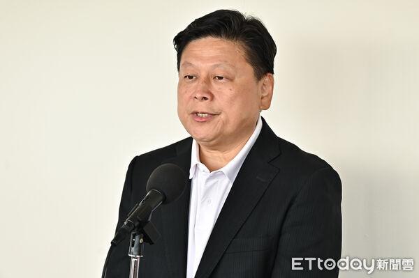 傅崐萁为爆粗口致歉！翻出赖清德、陈其迈骂人旧片：他们也该道歉国民党团总召傅崐萁