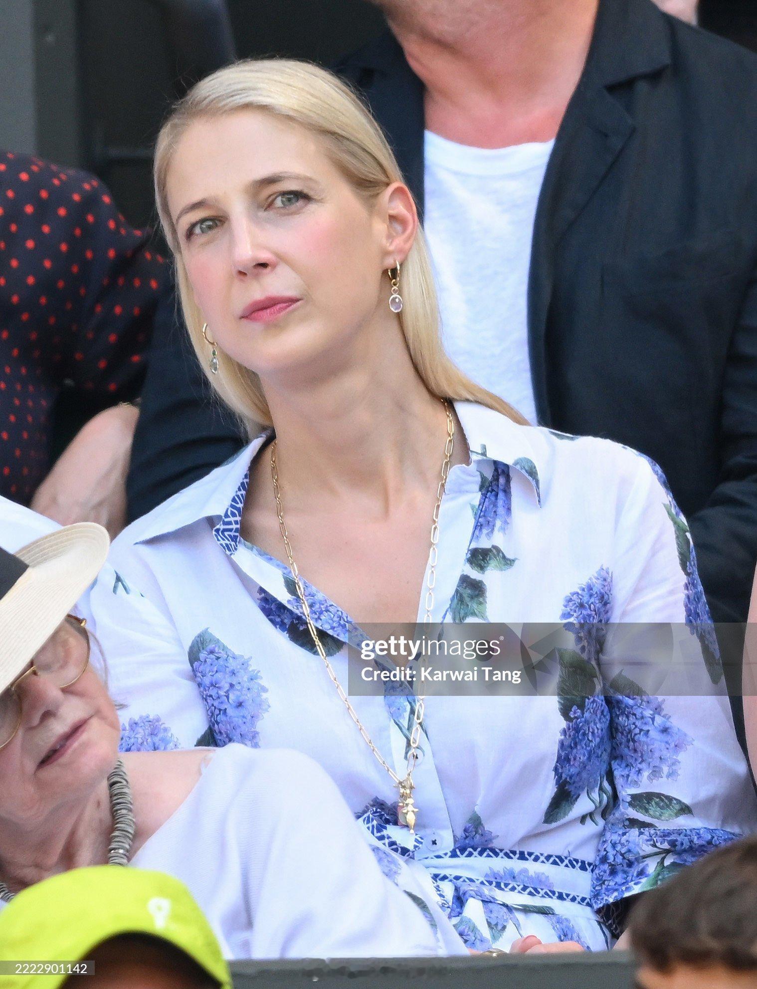 英国王室今天是肯特迈克尔王子夫妇结婚4️⃣7️⃣周年，他们的女儿La
