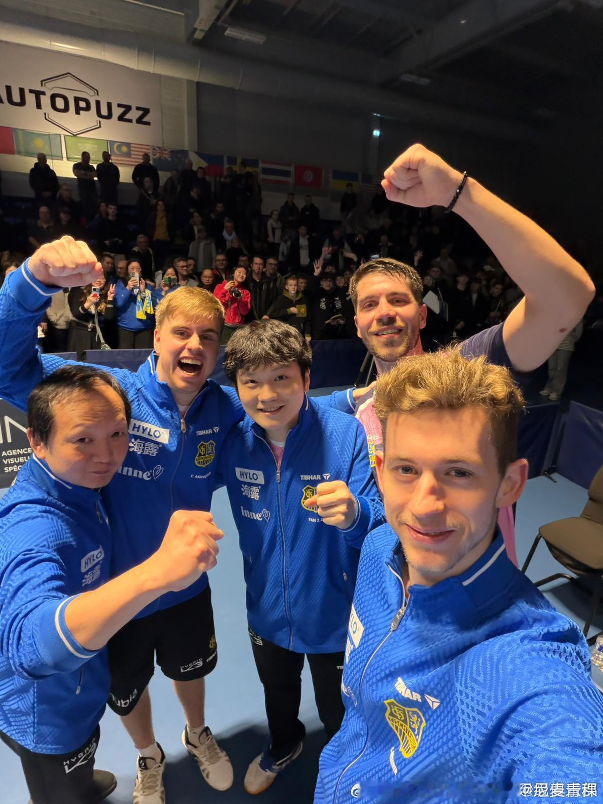 在外别人把他捧成宝在内要求给流量让位