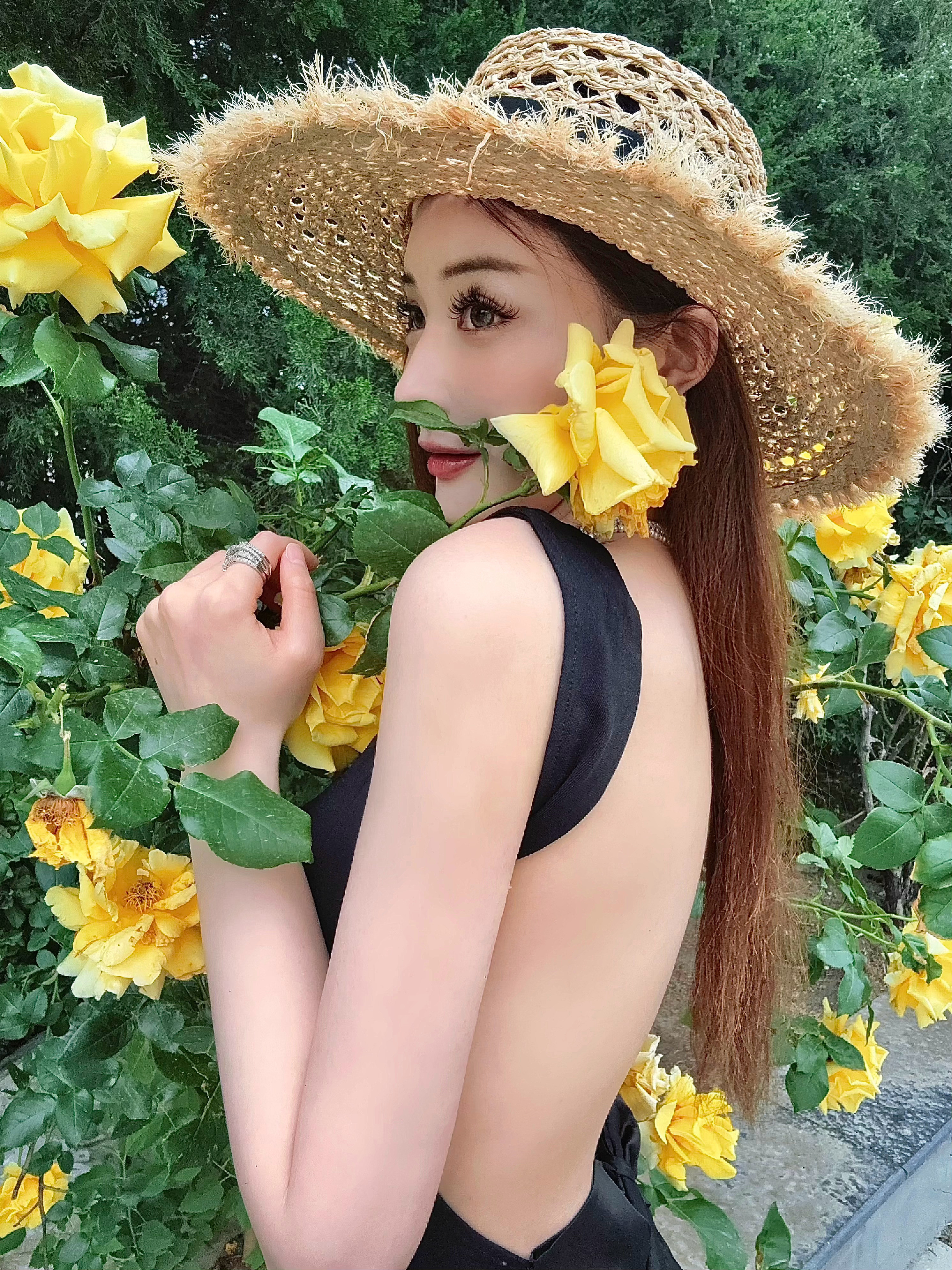 楼下的花把我吸引了🤩​​​