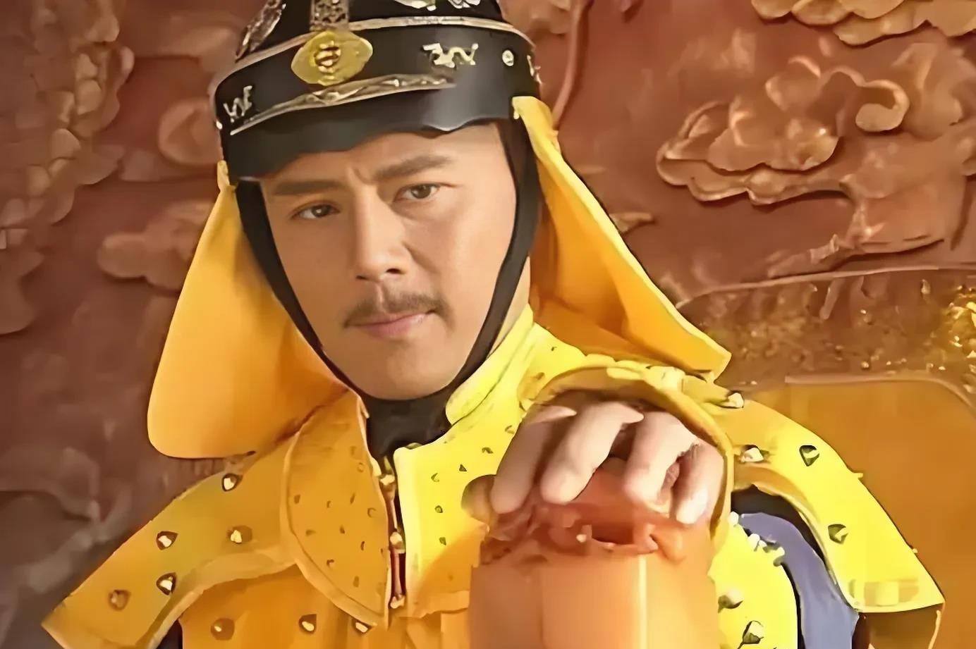 晚清如果不是西方列强鼎力支持，清朝早就灭亡了。满清灭亡的原因表象是太平天国，义和