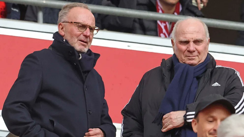 赫内斯多年来一直是施洛特贝克的忠实粉丝，并渴望他能加盟拜仁慕尼黑。据报道，即使在