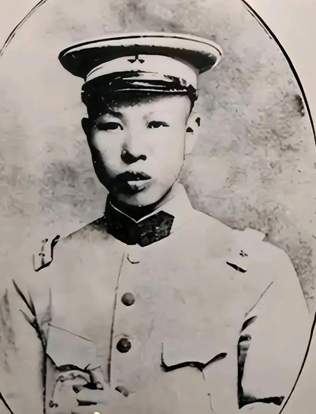 中国共产党的早期领导人之一、优秀的红军将领、杰出的无产阶级革命家、军事家、平江起