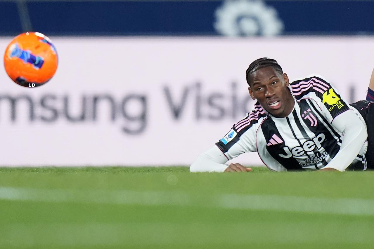 戴维真衰！本轮意甲，尤文1-0击败博洛尼亚，首发中锋戴维前场碌碌无为，除射门