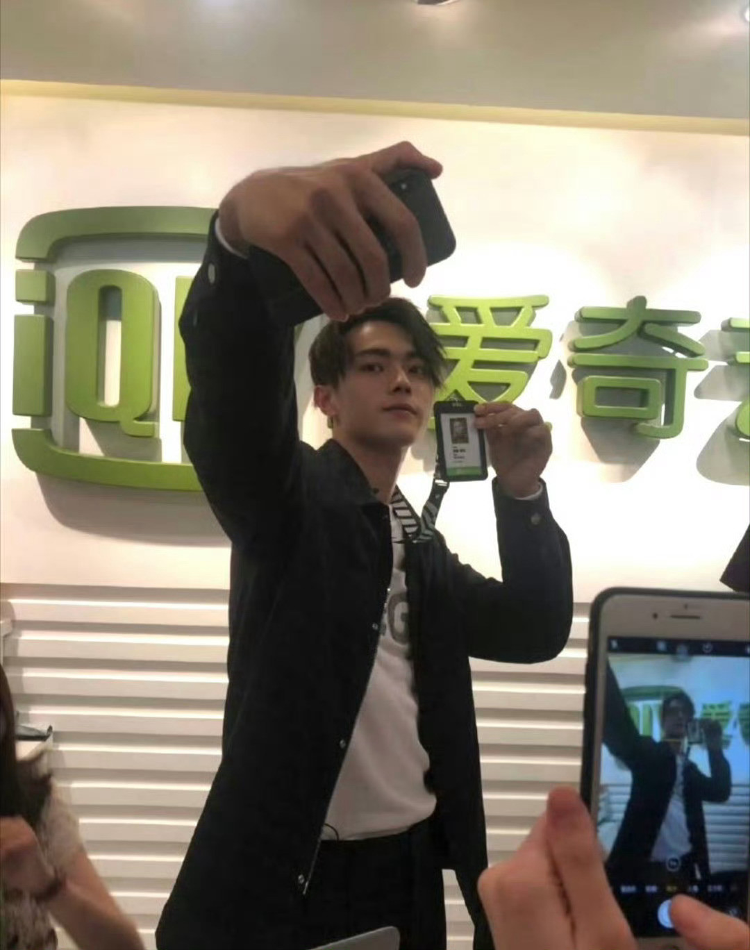 前置的神，出片对这个soso而言，易如反掌。