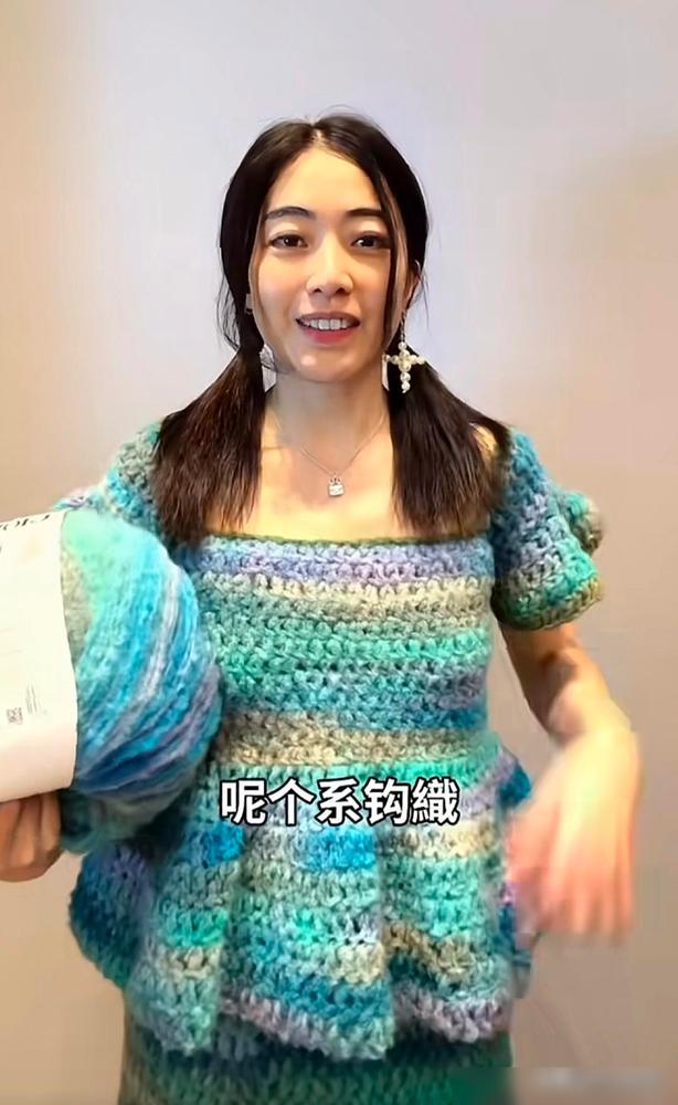 天哪甘比，让你笑死了！我说你一个大富婆，想买什么衣服没有啊，哪怕你要个全球唯