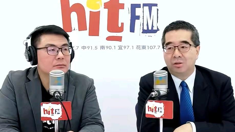 国民党副主席萧旭岑在台北某广播节目中，对卓荣泰窜日一事，向主持人黄扬明中表示:“