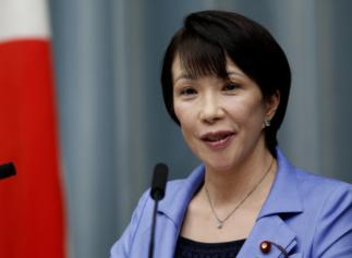 折腾了一大圈的高市，终于意识到玩过火了，眼见中国的对日新称谓才用了几天，日本民众