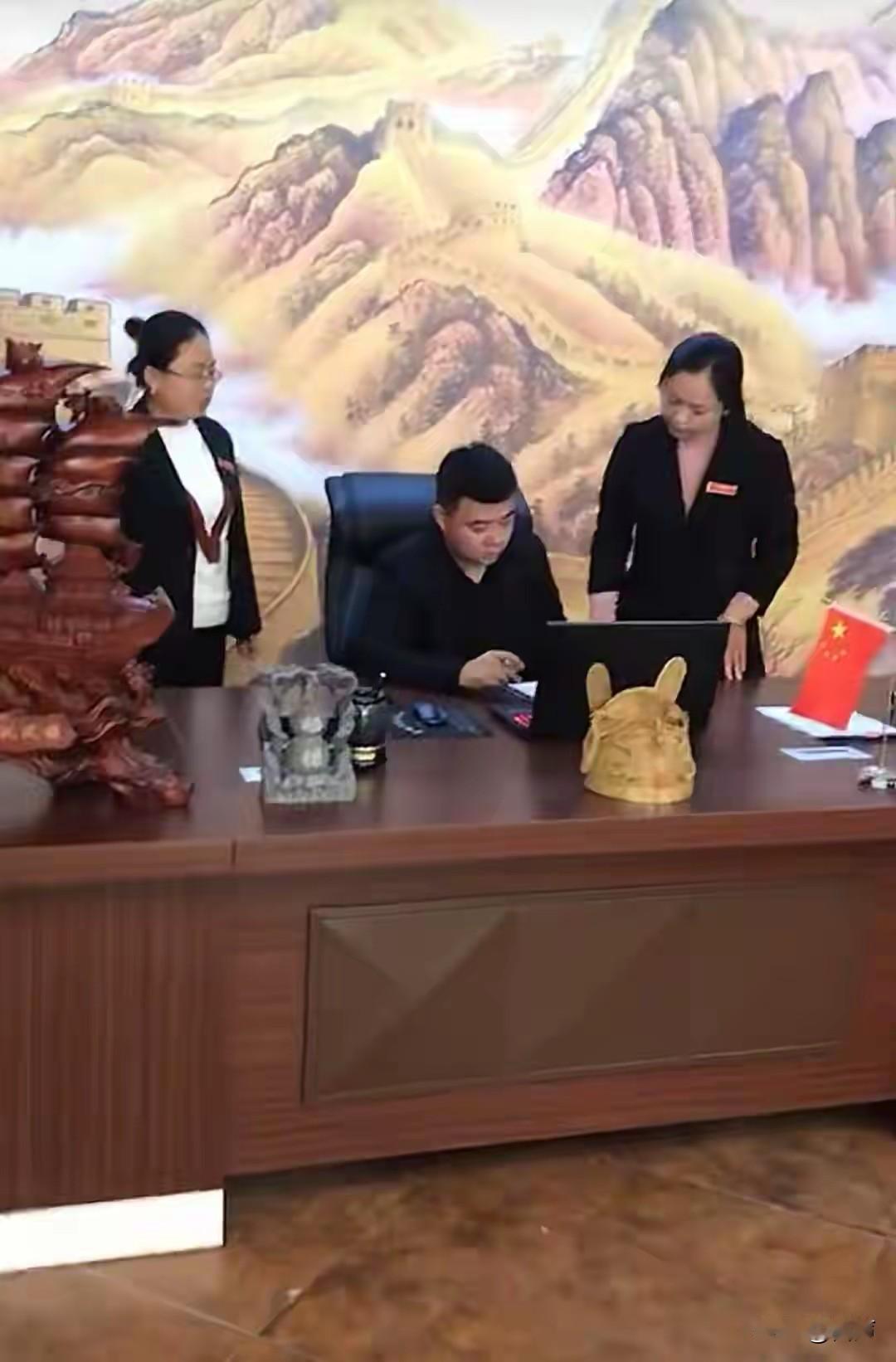 46岁陕西老板赵战飞去世生意很大，喜欢开奥迪去世原因是得了结肠癌。身体