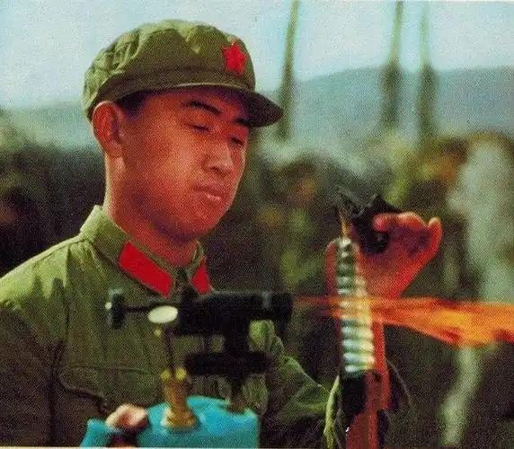 如今部队的连部设置了哪几大员（战士）呢？我于1972年12月参军入伍，1978
