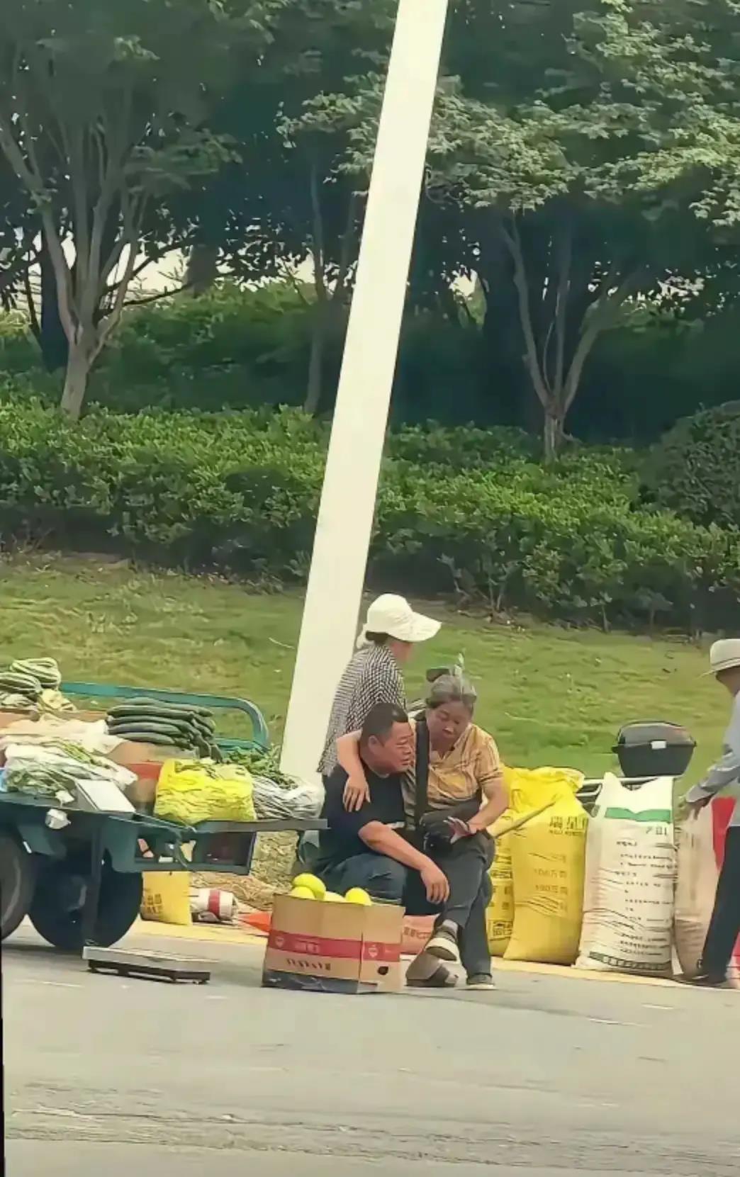 这个年龄了还爱的死去活来，还相信爱情，值得年轻人学习