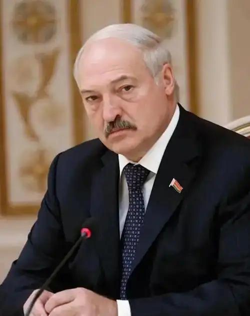 不敢相信！卢卡申科跳船了卢卡申科抢先宣布会加入特朗普主导的和平委员会，连