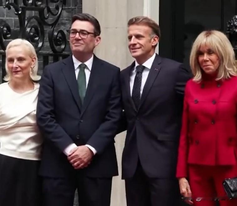 英法这次玩大了！9月3日，英国首相伯纳姆和法国总统马克龙在伦敦碰头，专门敲定