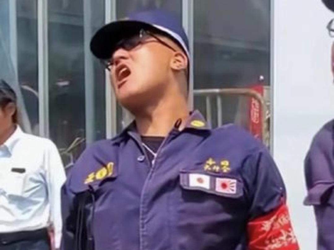 现在摆明了就是在钓鱼岛等着鬼子犯错，如果真的会发生军事冲突，可能性最大的就是在钓