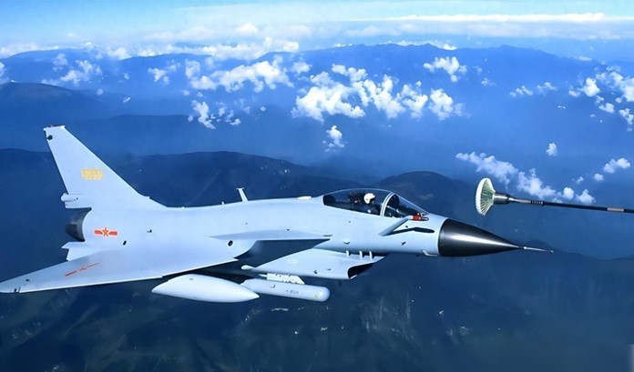 🔸先叠个甲，绝对绝对不是对歼-10有任何意见，只是纯粹讲个小故事。🔸某兼顾两