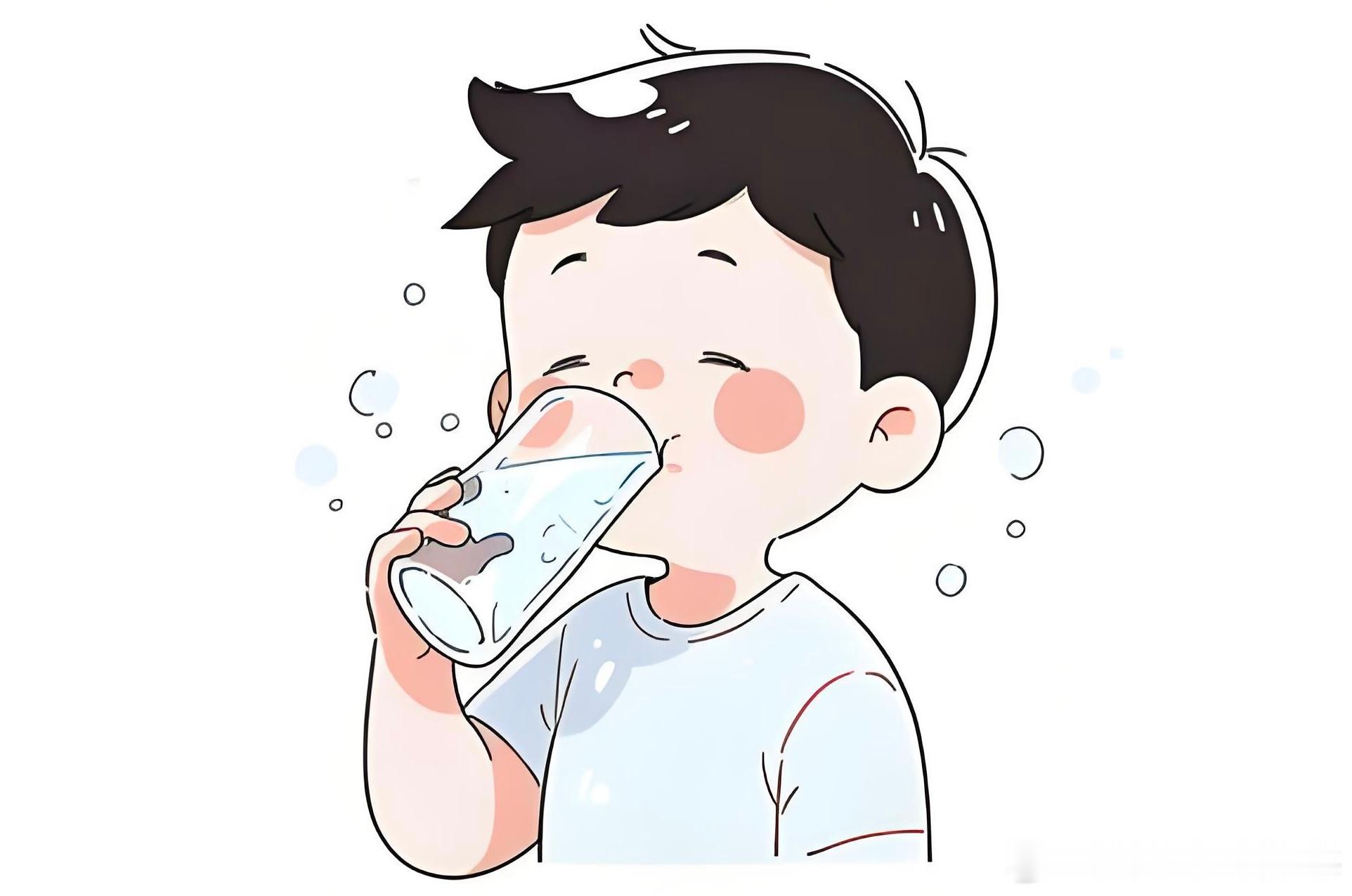 冬季养娃别只盯保暖！宝宝缺水信号，家长别错过👇❶小便发黄、尿量变少（冬季出汗