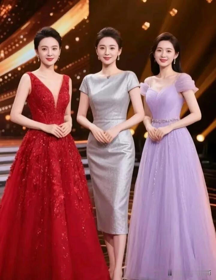 这些主持人好美啊，一个比一个有气质，身上有温婉贤淑的气质，身材又好，简直完美。我