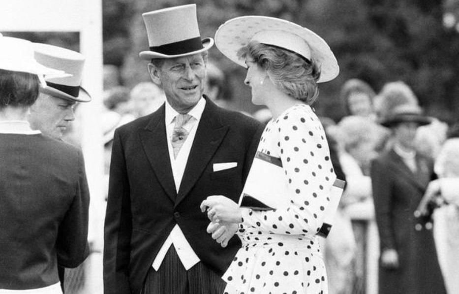 菲利普和戴安娜，原来才是，改变了王室基因的“功臣”！他们能被王室看中，其实就两