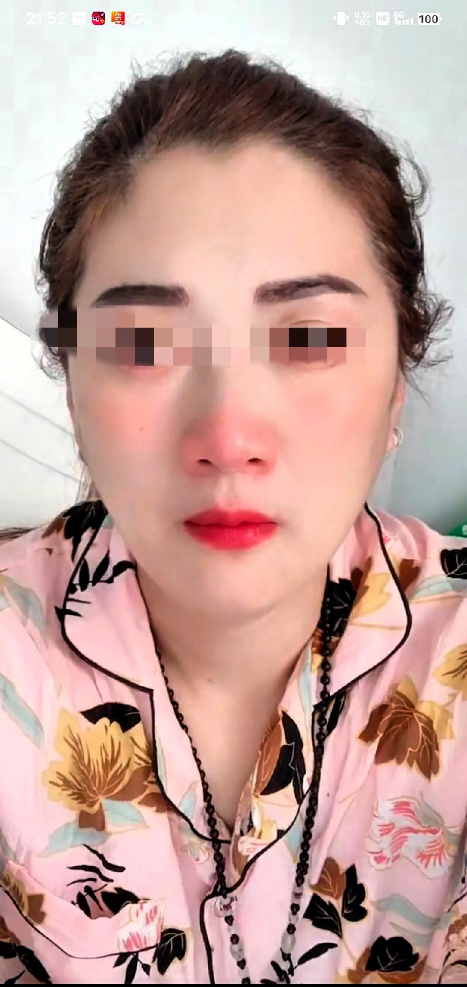 遗憾终生！女儿坐月子十天，父亲突然意外去世，家人没告诉她，出了月子才知道，连父亲