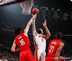 杨翰森可以重点开发的3个优点:1、罚球命中率极高，赛季至今16中15，以后在