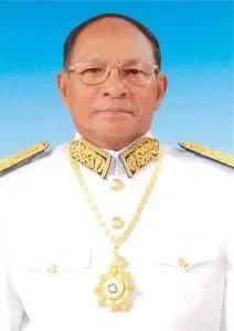 韩桑林怎成了西哈莫尼最后的王牌？ 柬埔寨政坛最近又起波澜，一位年近九旬的