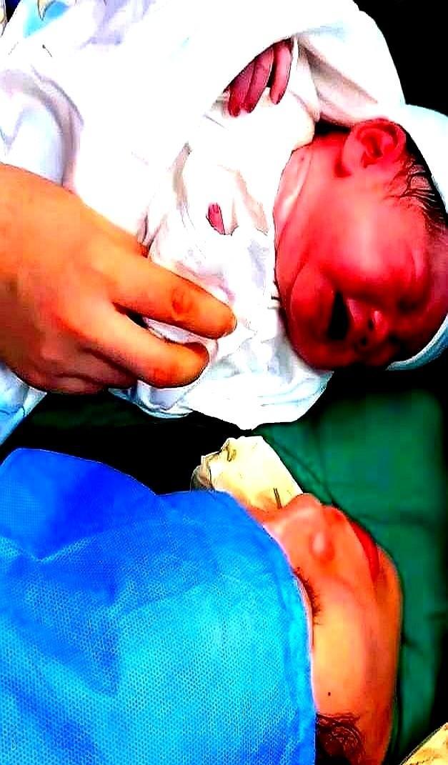 剖腹产第2天老公动手打了我几耳光，我没有争吵，也没哭闹，默默的给弟弟哥哥打了电话