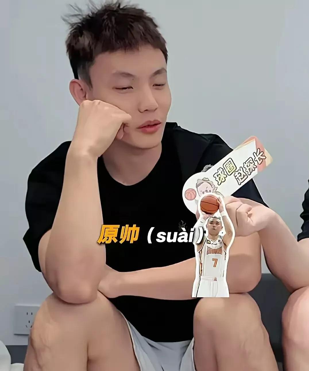 徐杰眼中完美的CBA球员居然是这个样子？看了一下，前面的几项徐杰说的几个人都还能