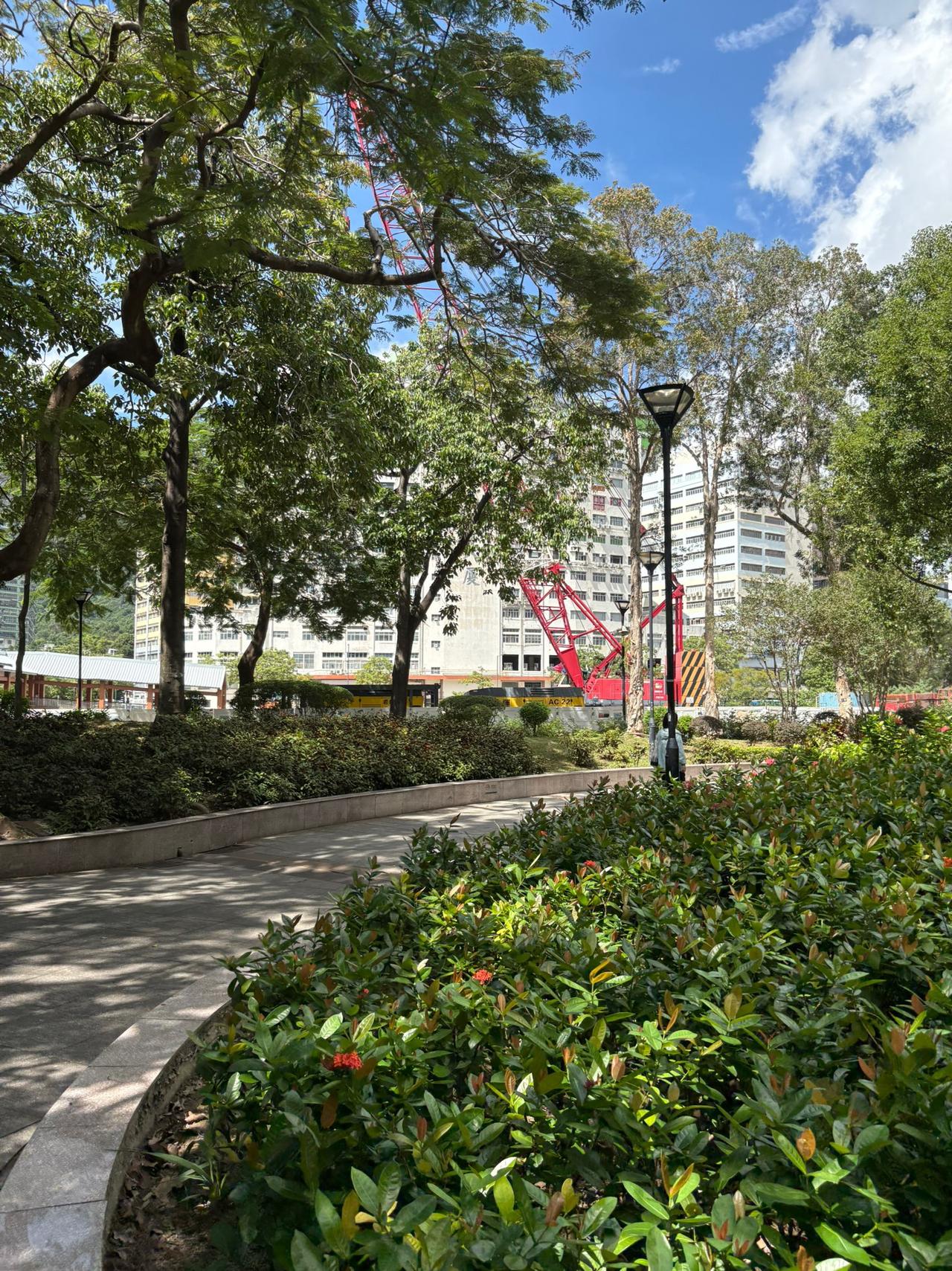 1，产线调整现在日元贬值，在日本国内生产，成本也低2，东南亚布局10几年