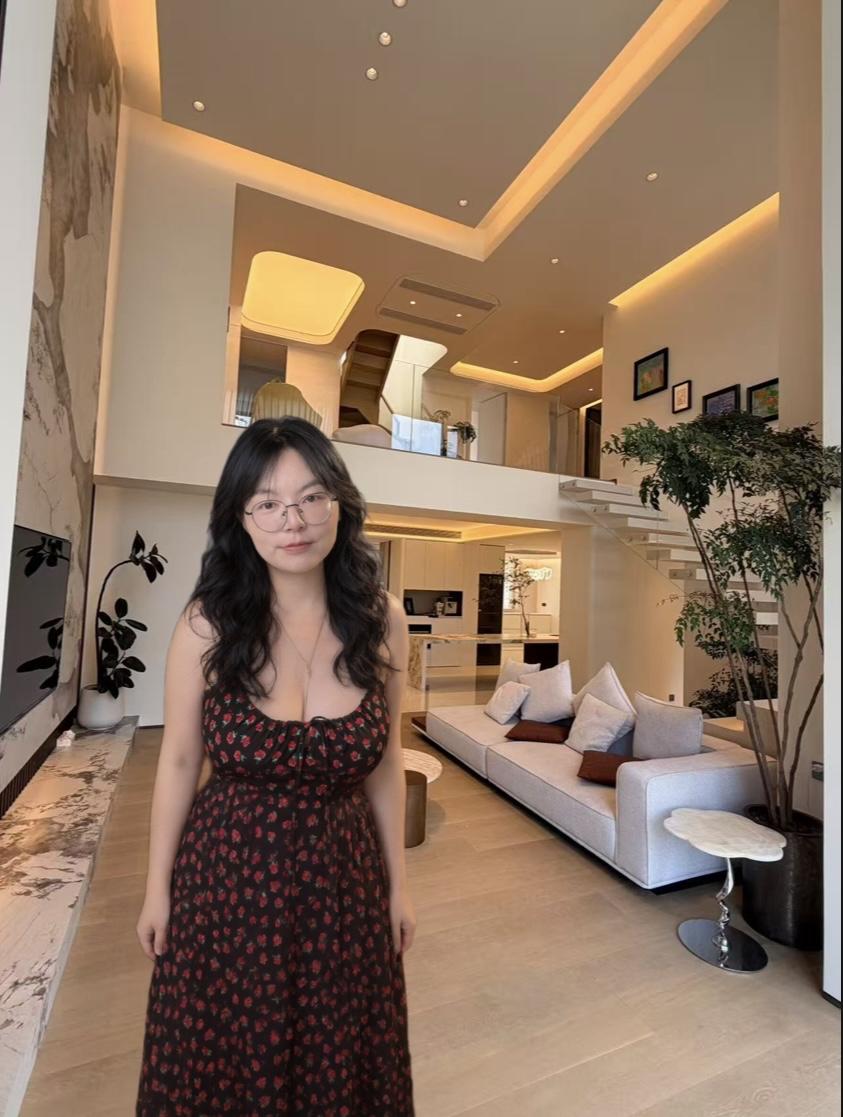 一天没住就扔掉520万装修，这是钱多烧得慌，还是被逼到了绝境？深圳湾后海这套