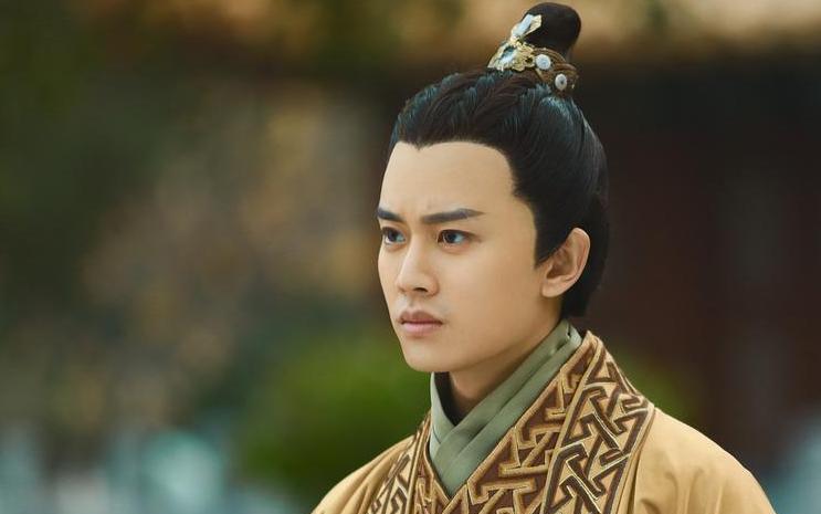 李渊弥留之际，把第二十二个儿子、年仅五岁的幼子李元婴交到李世民手里，说：“好好照