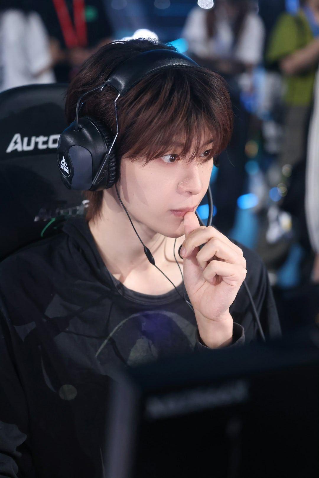 美女来的​​​