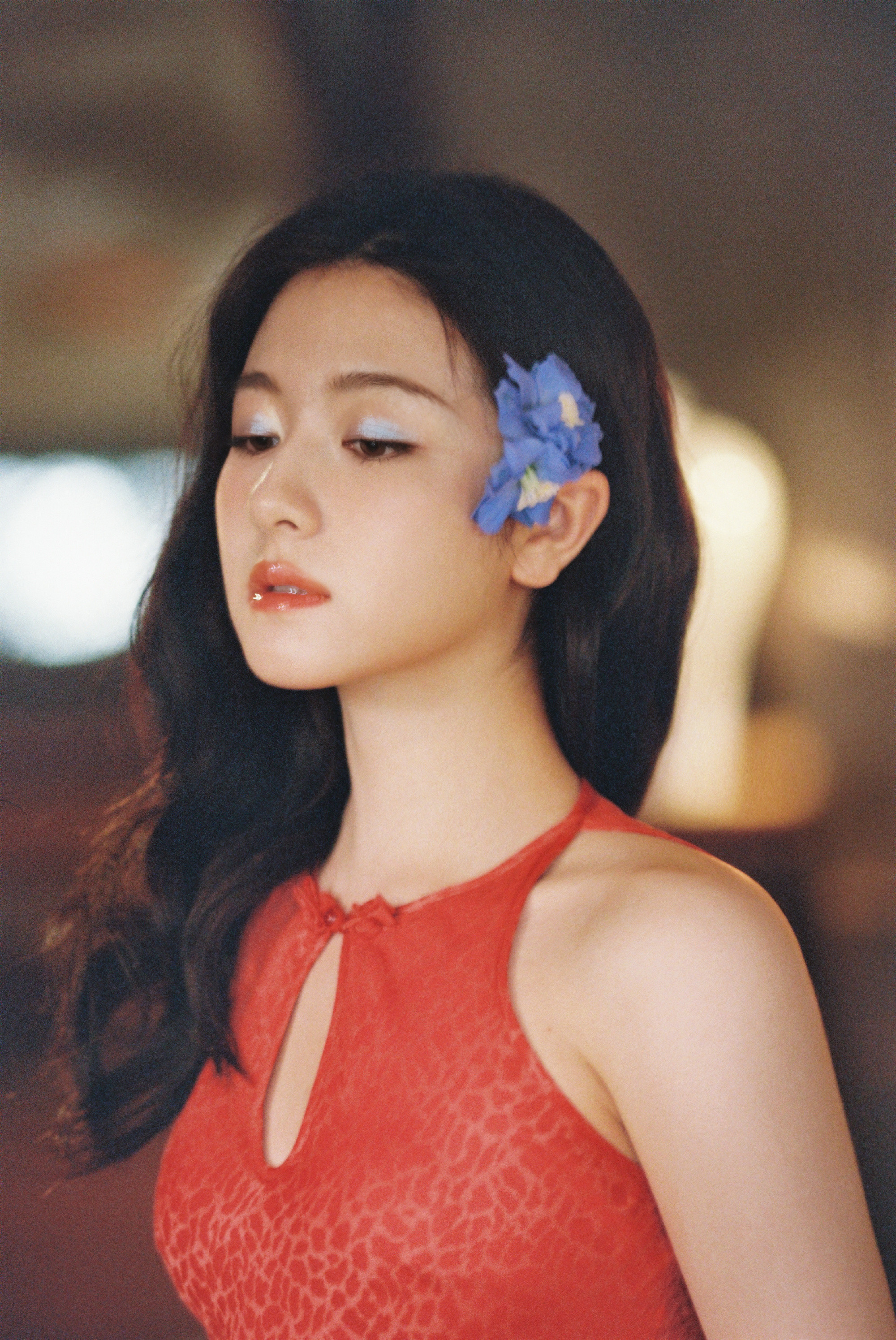 李兰迪李兰迪民国月份牌美人李兰迪老上海美人韵味李兰迪蓬松复古波浪卷发搭配明艳红裙