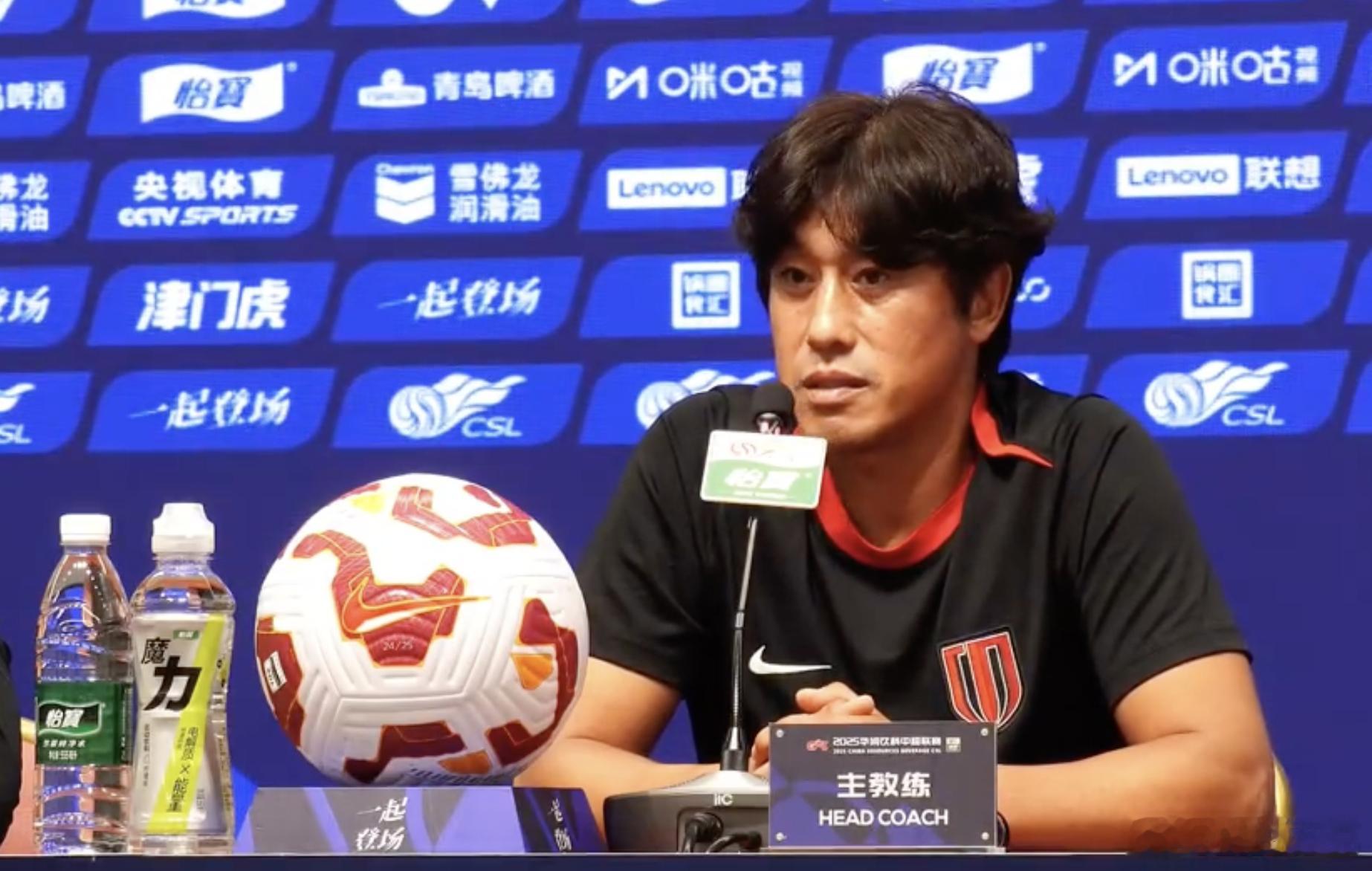 徐正源暂时中止与成都续约谈判其实大概两个月前，合同早就给好了，自己一直处于暂停